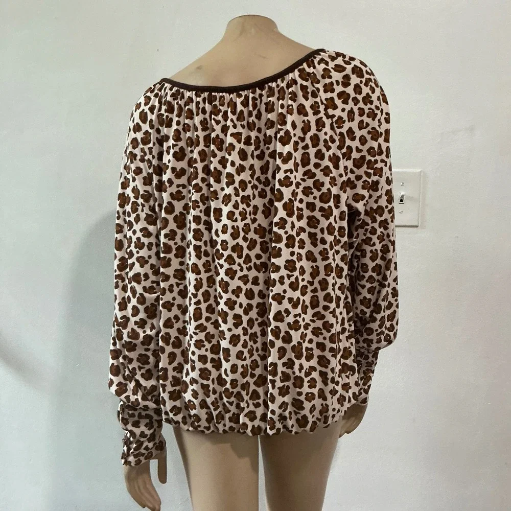 Tory Burch Stevie Leopard Print Silk Blouse Tie Neck Logo Buttons Large
